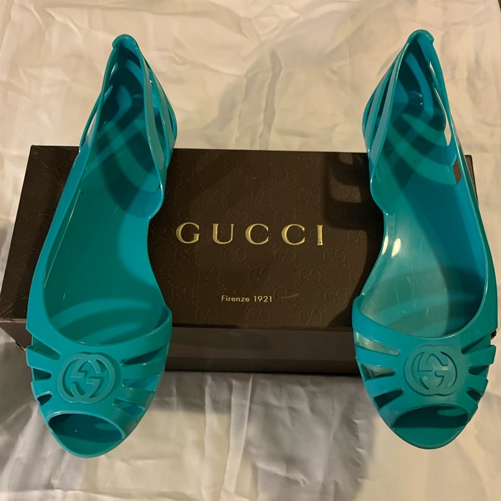 💙💙💙Gucci Turquoise Jelly Flat Sandals💙💙💙